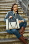 Vince Camuto Umbria Crema y Azul Oscuro